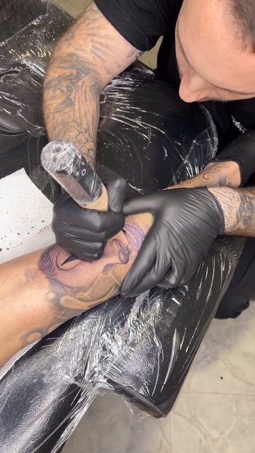 Tatuaje black n grey, Mr Otaf Madrid